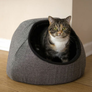 RW GREY TWEED CAT BED 04380